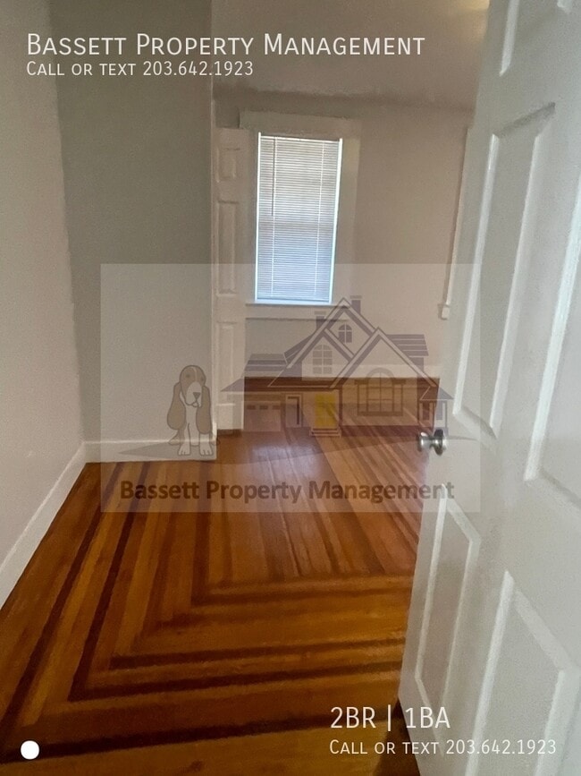 Building Photo - 847 Quinnipiac Ave