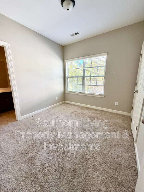 Building Photo - 11410 Felizzano Pl