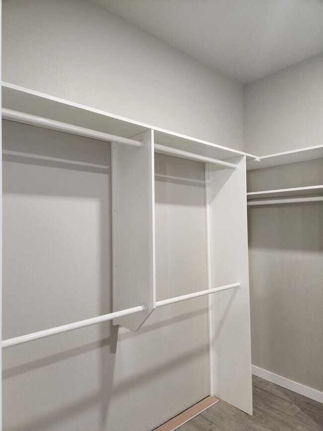 Building Photo - West Valley New 4 br plus office, 3.5 bath...
