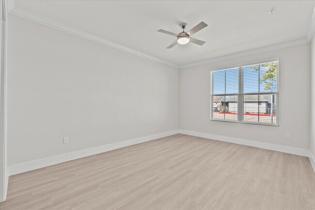 Building Photo - 540 Hobbs Rd