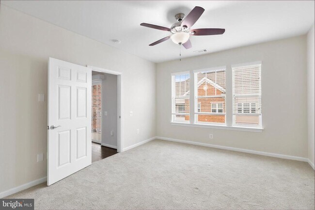 Building Photo - 20655 Hope Spring Terrace