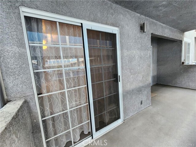 Building Photo - 1200 Gaviota Ave