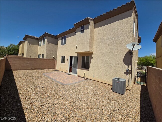 Building Photo - 8521 W Kellman Ave