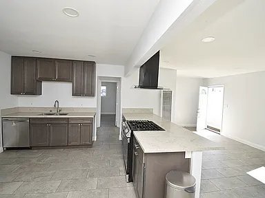 Building Photo - 824 Arcadia Pl