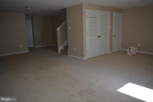 Building Photo - 155 Penns Manor Dr