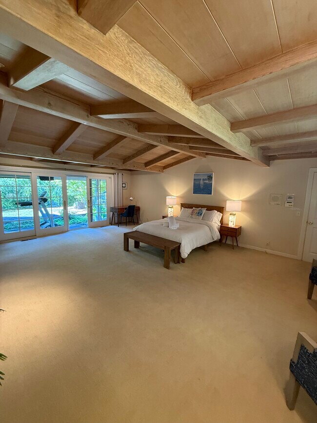 Building Photo - 25567 Willow Pond Ln