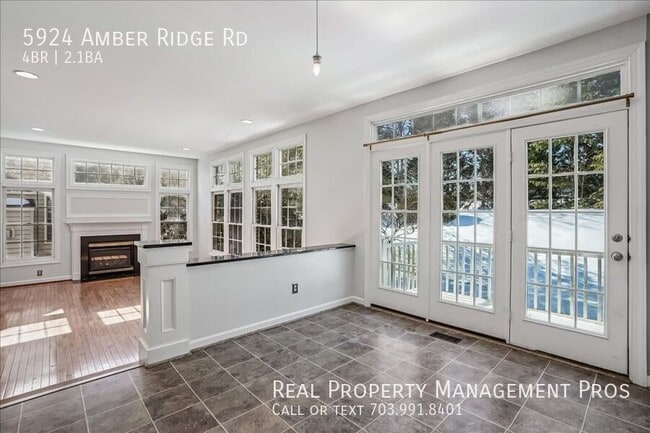 Building Photo - 5924 Amber Ridge Rd