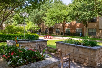 Building Photo - Mariposa at Hunter Road 55+ Apartment Homes