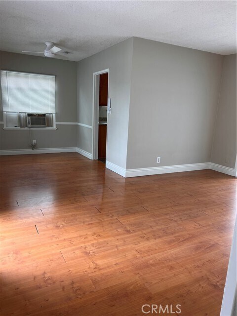 Building Photo - 6607 Aura Ave