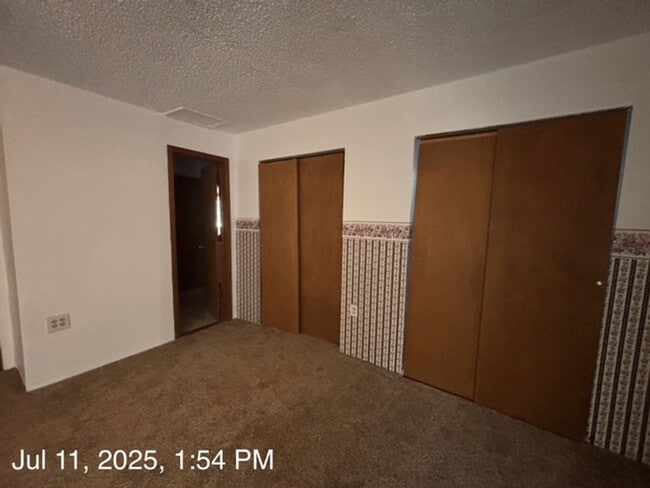 Building Photo - Take a look at this Maxwell home!