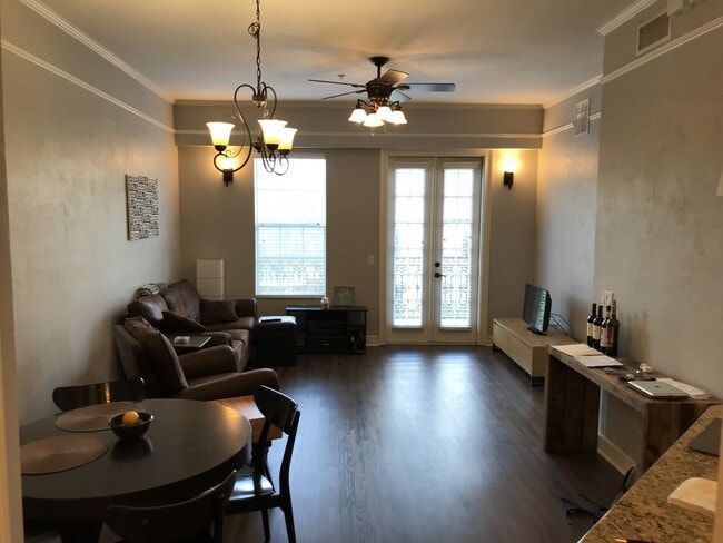 Building Photo - Jackson Square - 2 Bedroom, 2 Bathroom Condo