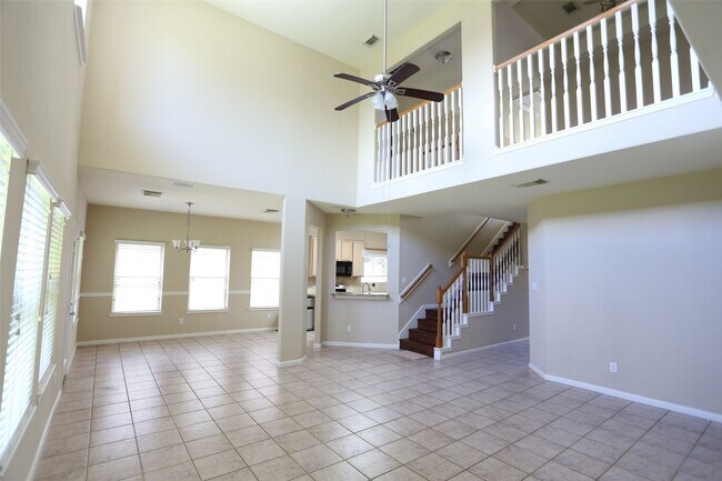 Building Photo - 3327 Summerwood Ln