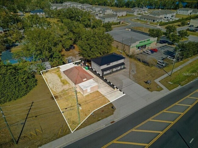 Building Photo - 610 Dundee Rd