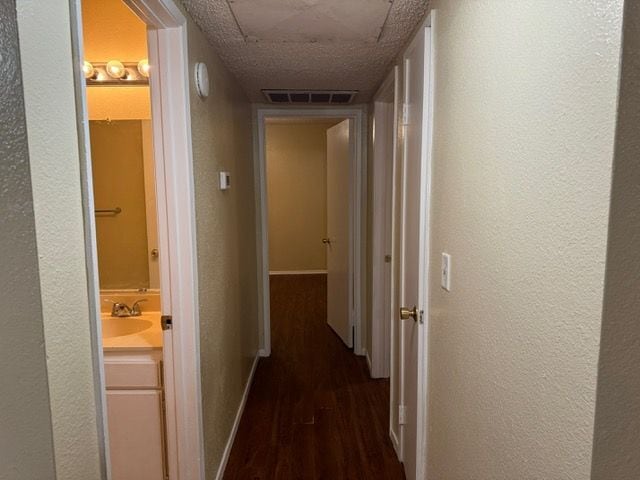Building Photo - 8327 Vineyard Ave