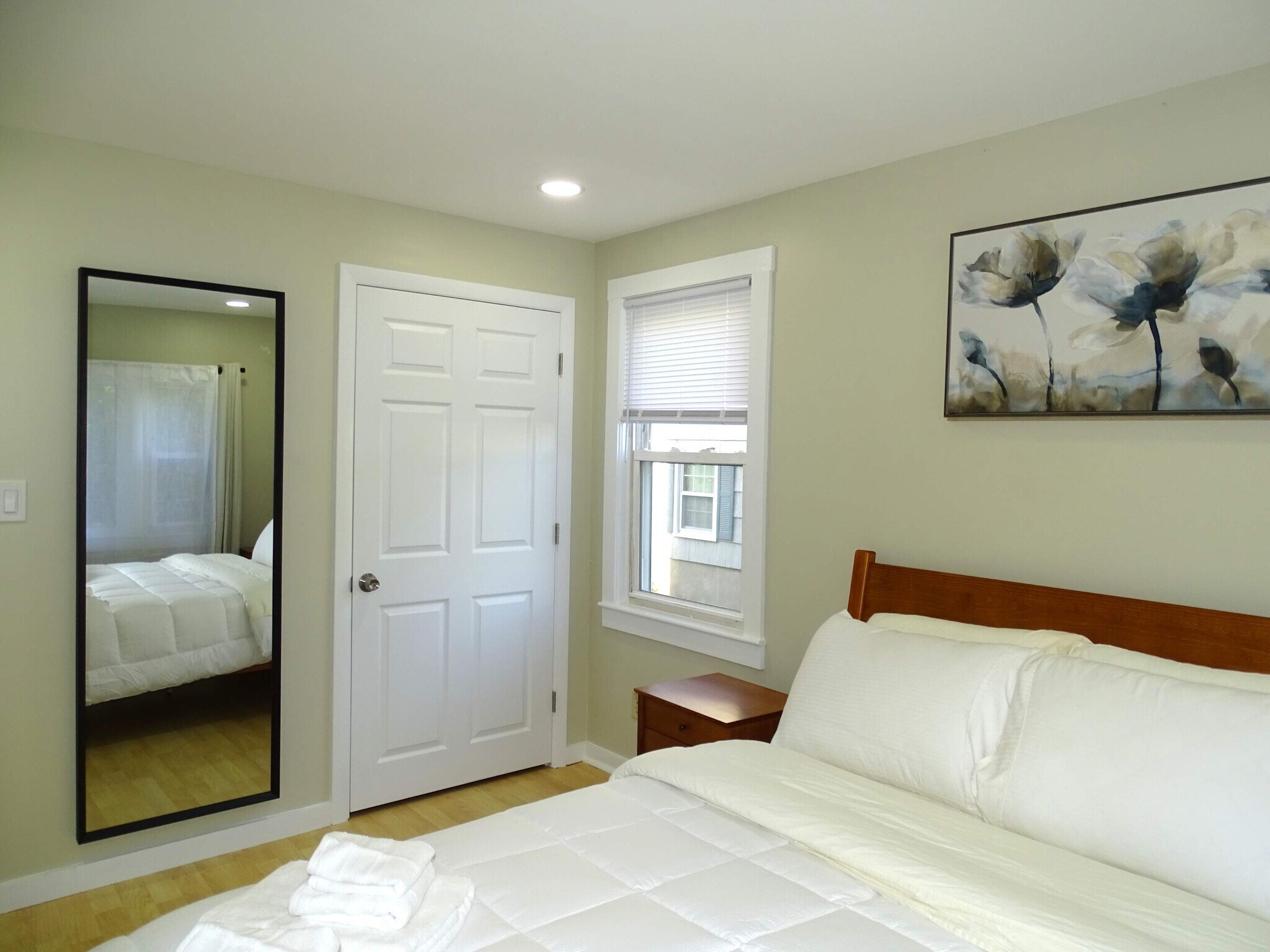 Building Photo - 303 Bishop St