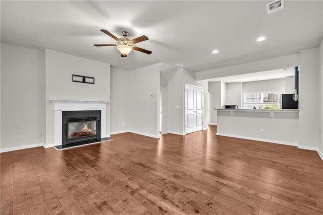 Building Photo - 893 Society Cir