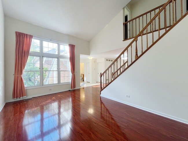 Building Photo - 312 Spring Creek Cir