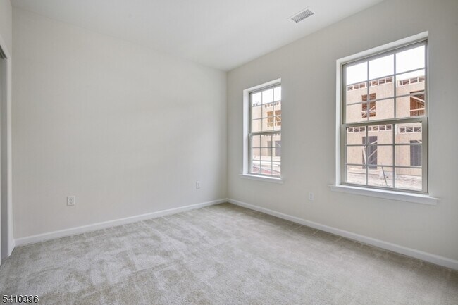 Building Photo - 28 Gala Ct