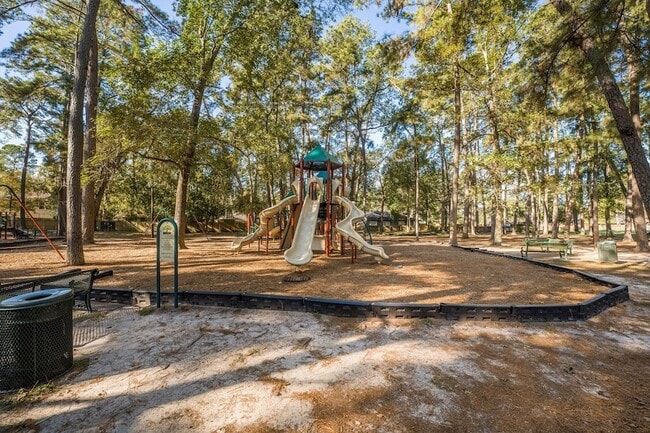 Building Photo - 3203 Golden Willow Dr