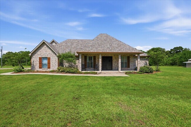 Building Photo - 4072 MS-471