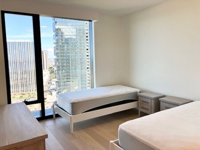 Building Photo - $8,400–1100 Ala Moana Blvd, VICTORIA PLACE...