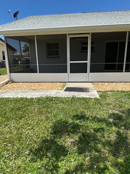 Building Photo - 191 Golf Club Ln