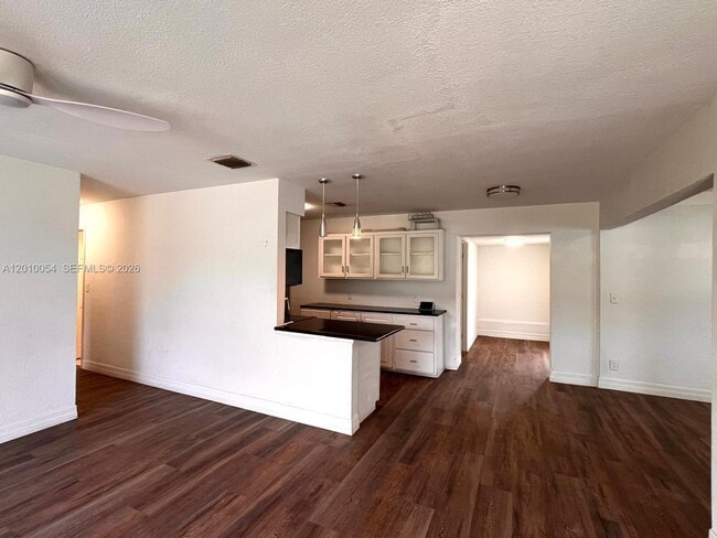 Building Photo - 6232 NW 15th Ct