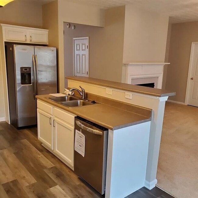 Building Photo - 1584 Park Grove Dr