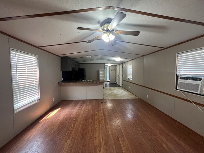 Building Photo - 295 Sawgrass Ct
