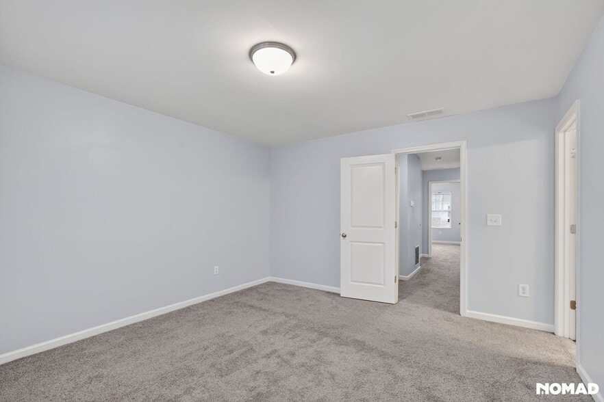 Building Photo - 6367 Kennonbriar Ct