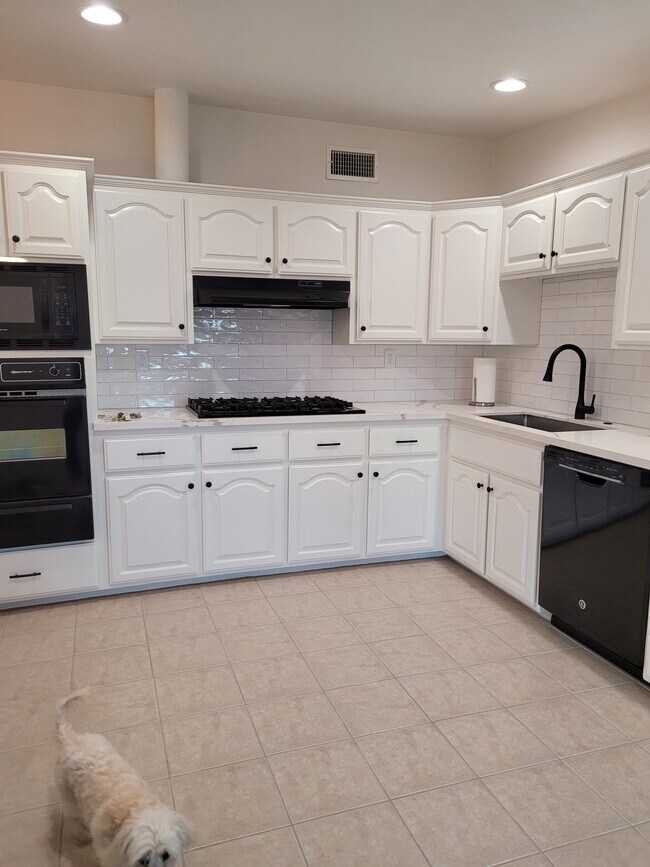 Kitchen - 2180 Elm St