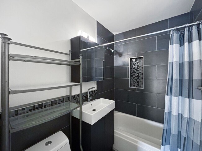 Building Photo - Beautiful 3BD/2BA House in El Cerrito w/ W...