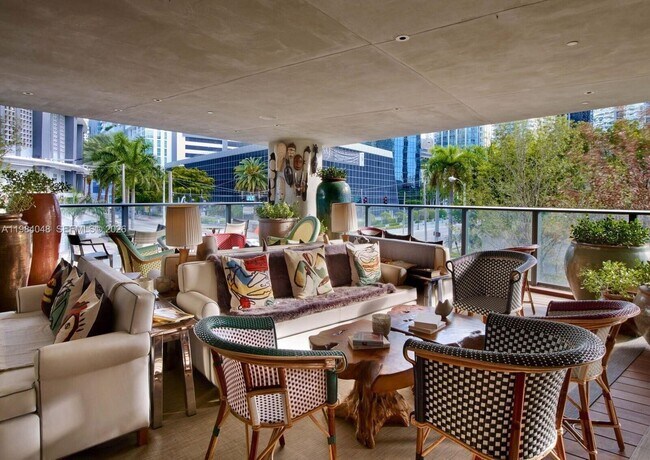 Building Photo - 1300 S Miami Ave