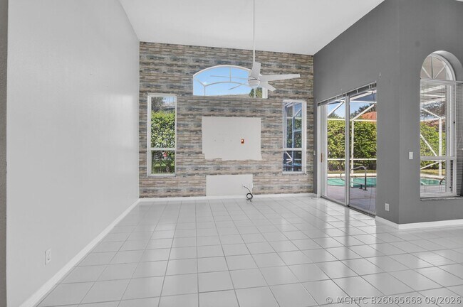 Building Photo - 10031 Lexington Estates Blvd