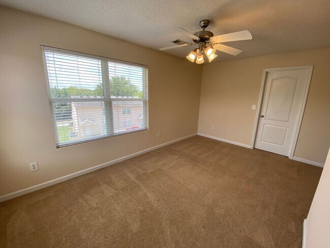 Building Photo - BRIDGEWATER HOME! PRE-LEASING FOR AUGUST 1st 2026!