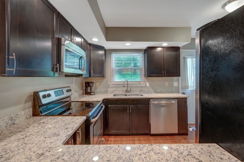 Building Photo - 211 Brattlesboro Pl