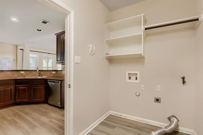 Building Photo - 9632 Morgan Creek Dr