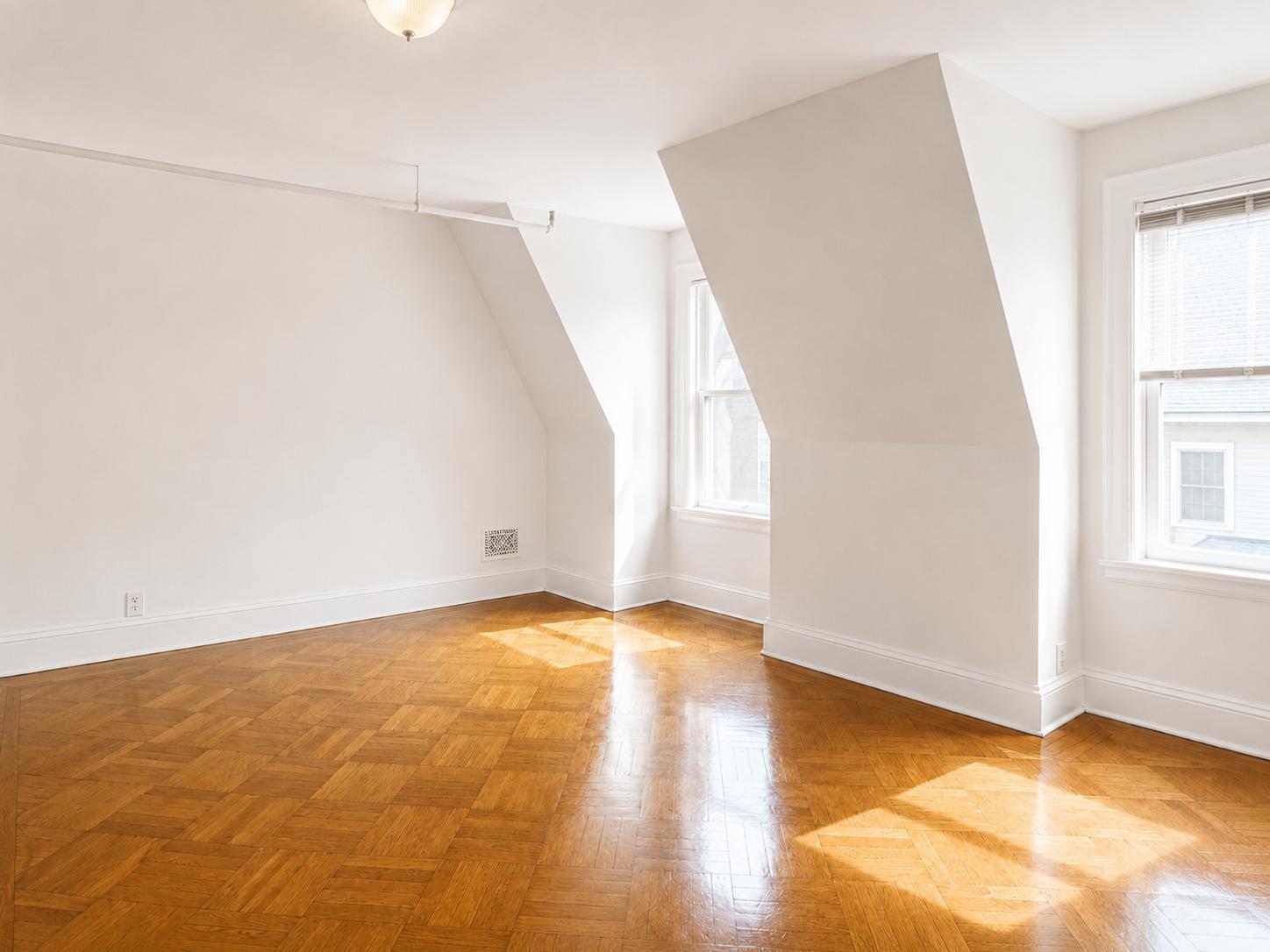 Building Photo - 309 W 107th St