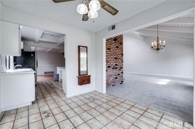 Building Photo - 15841 Maidstone St