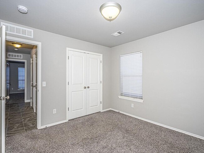 Building Photo - 2328 NW 191st Ct