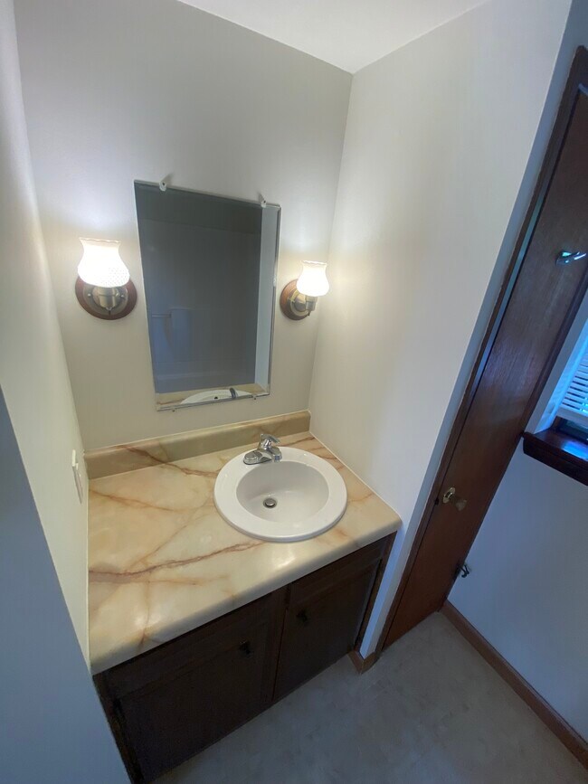 Building Photo - 130 Spring Garden St