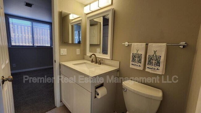Building Photo - 3762 S Genoa Cir