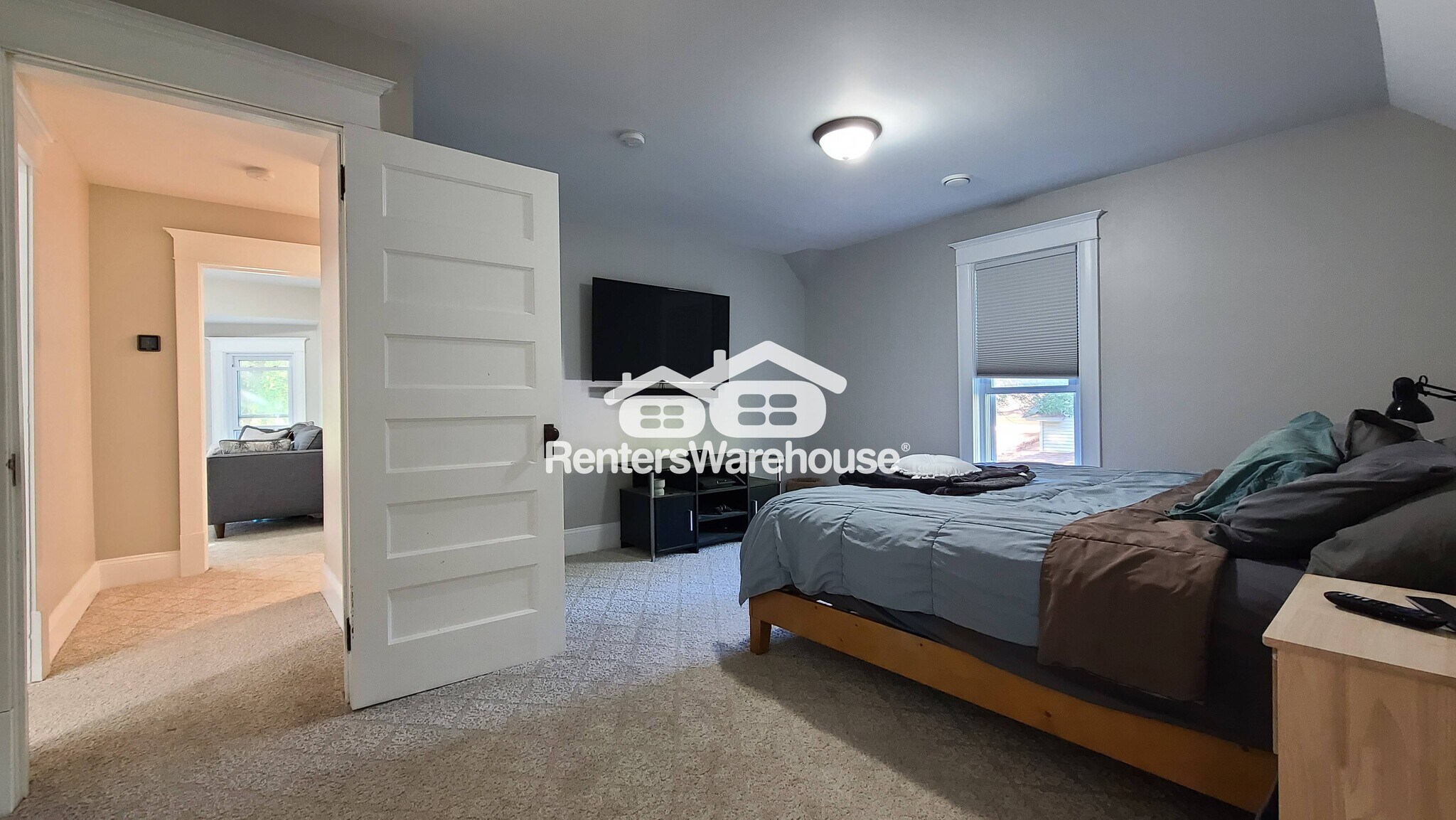 Building Photo - 142 N Arch Ave