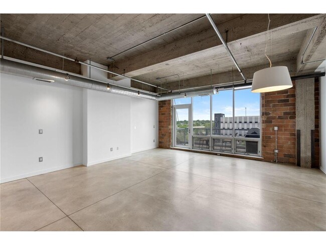 Building Photo - 901 N 3rd St
