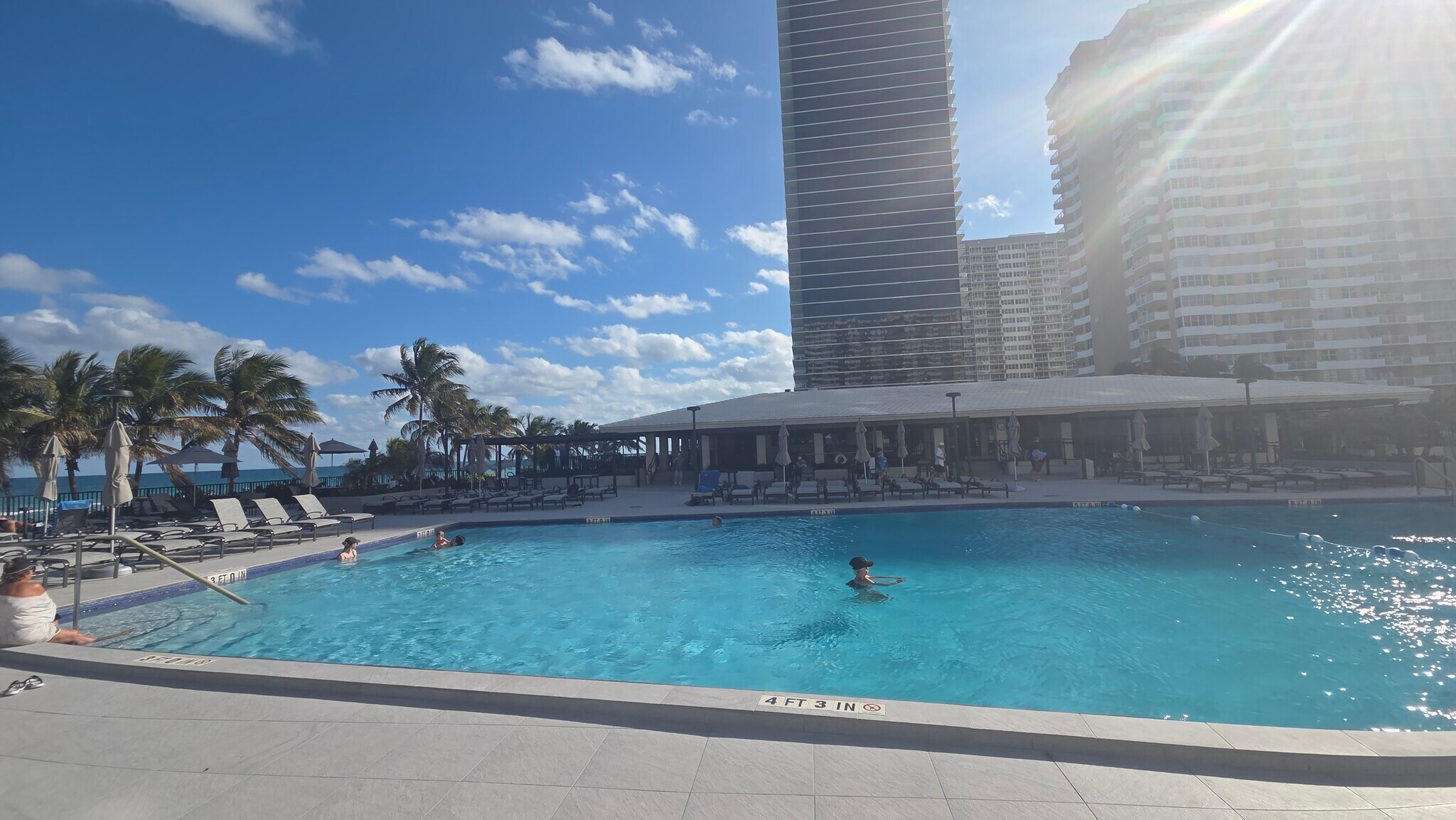 Building Photo - 1980 S Ocean Dr