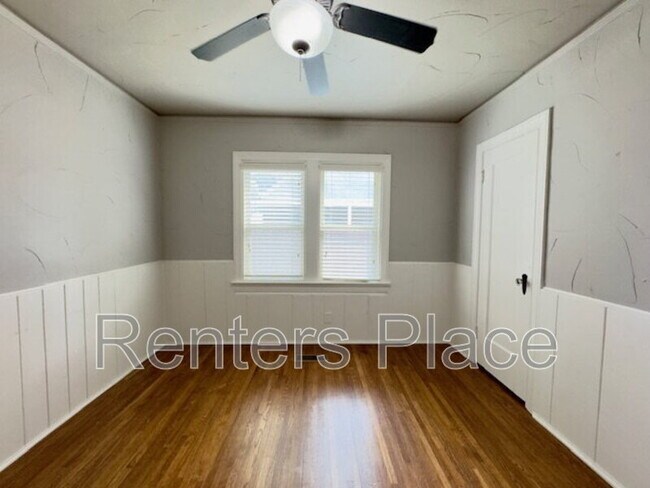 Building Photo - 4131 S Madison Pl