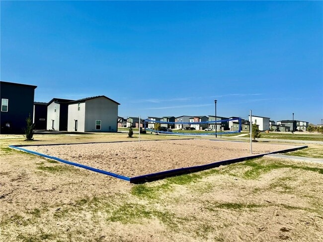 Building Photo - 501 Solar St