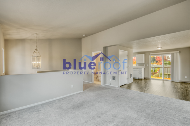 Building Photo - 615 N Elliott Road Unit C