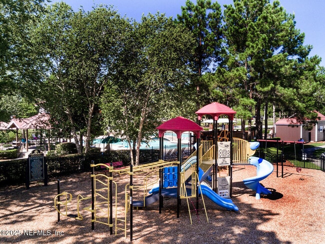 Building Photo - 9093 Fallsmill Dr