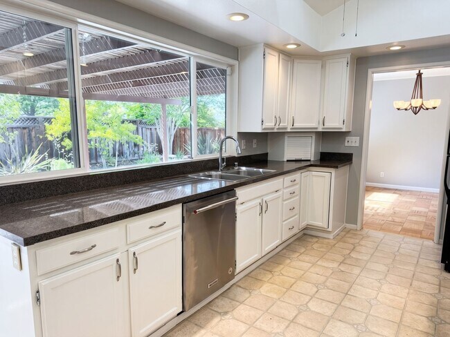 Building Photo - 3622 Citrus Ave